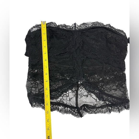 GUESS Zendai Off Shoulder Long Sleeve Lace Black Crop Top Dark Feminine Witchy - Picture 10 of 15